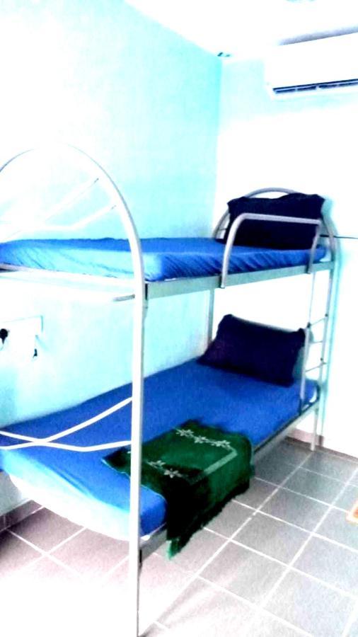 Oyo Home 90554 Norfa Camp House Canglun Luaran gambar